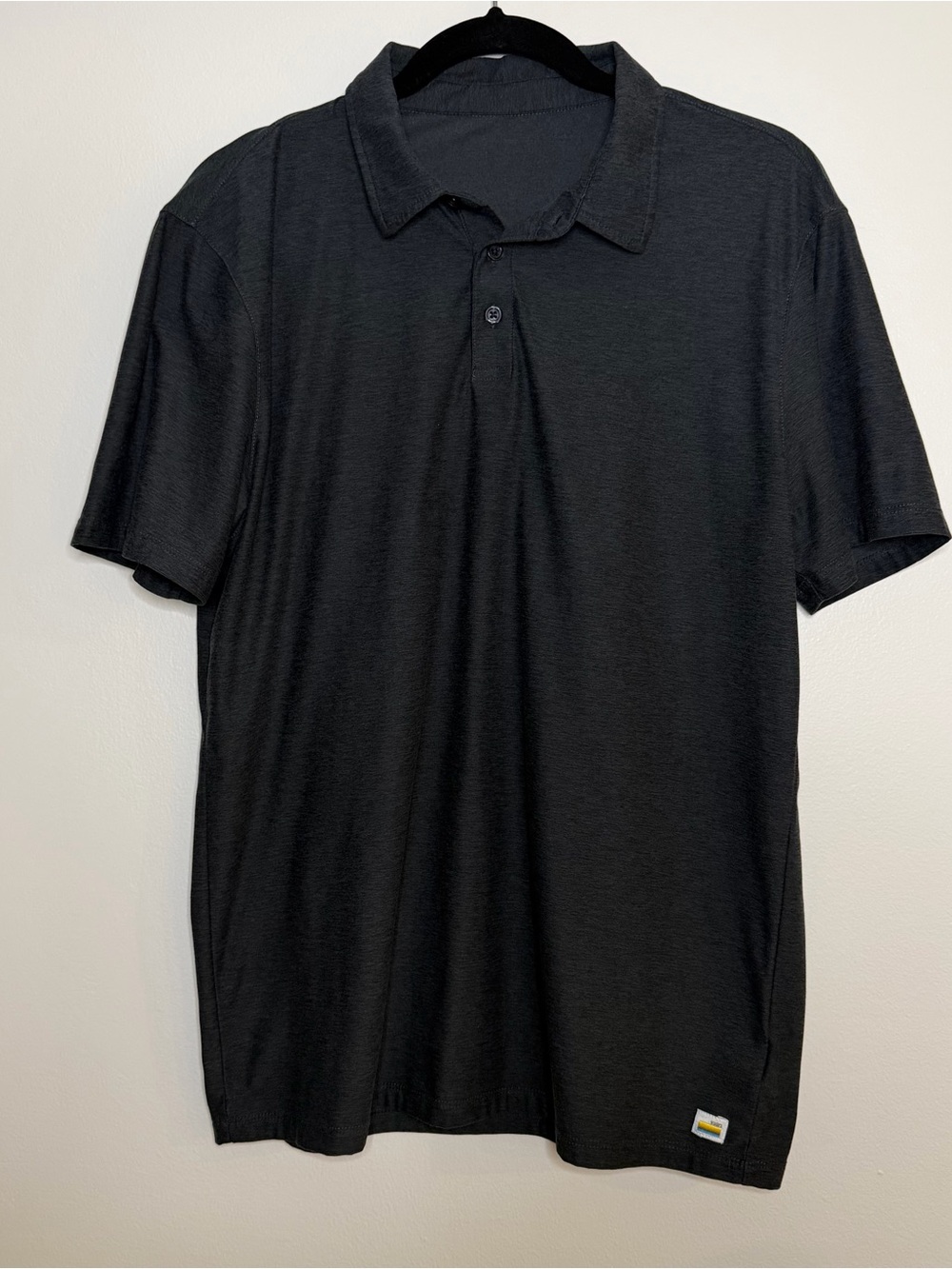Vuori Men's Black Polo Shirt - performance stretchy Short Sleeve , S